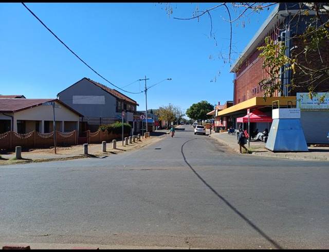 4 BEDROOM HOUSE FOR SALE IN LAUDIUM